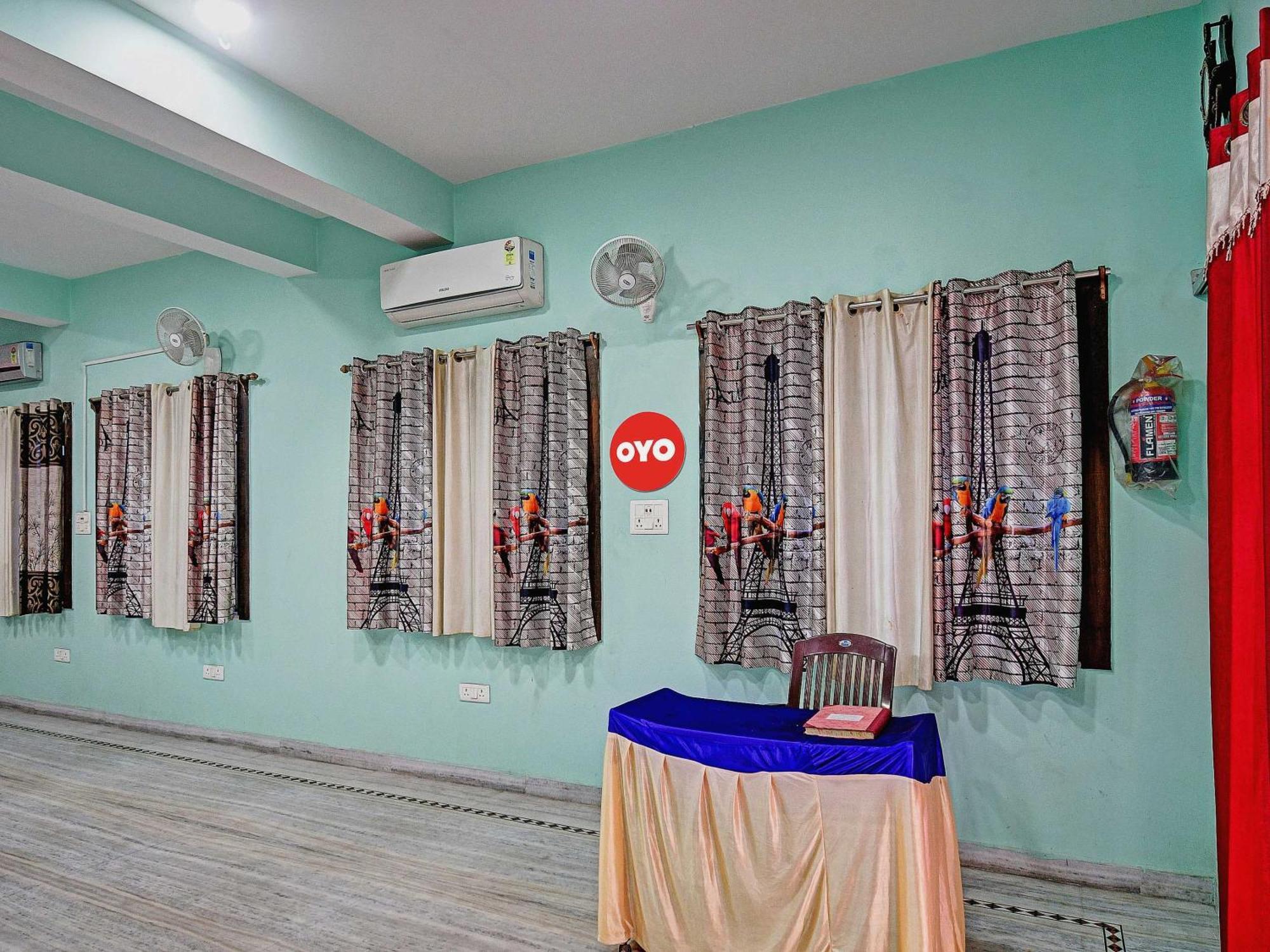 Durgāpur Hotel O Urvashi Guest House מראה חיצוני תמונה